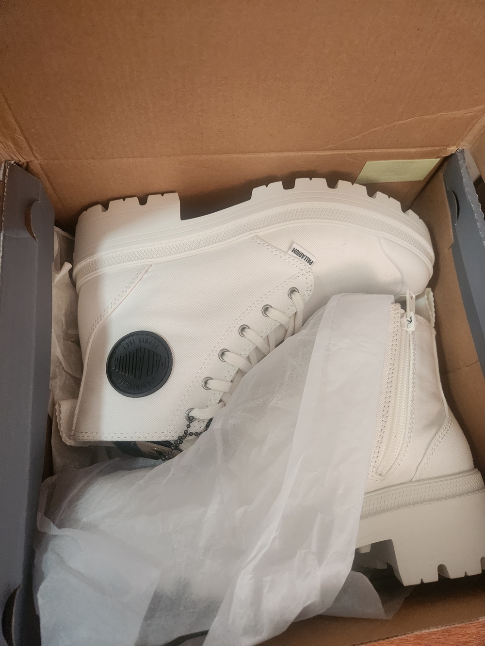 Palladium White Lace-Up Women's Lug Sole Boots